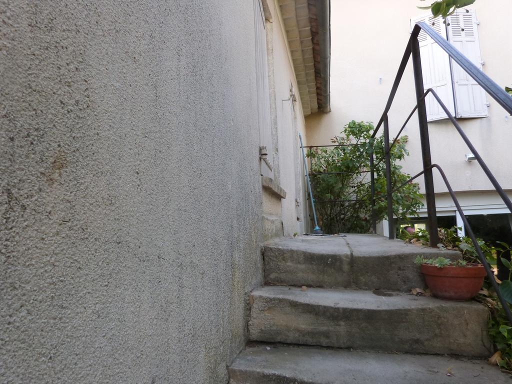 Petit Studio Le Pigeonnier A 5 Mn De Lourmarin Puyvert المظهر الخارجي الصورة
